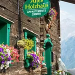 Altes Holzhaus アパート *