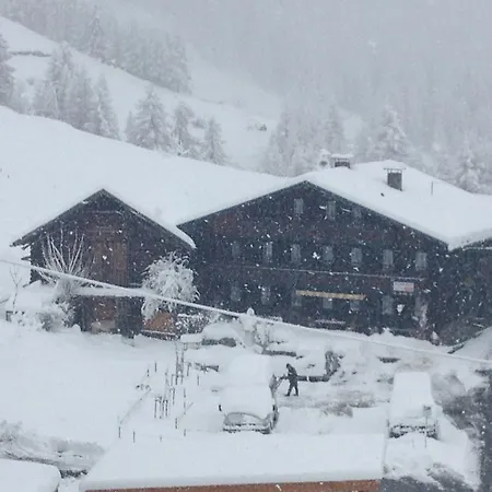 Altes Holzhaus Daire