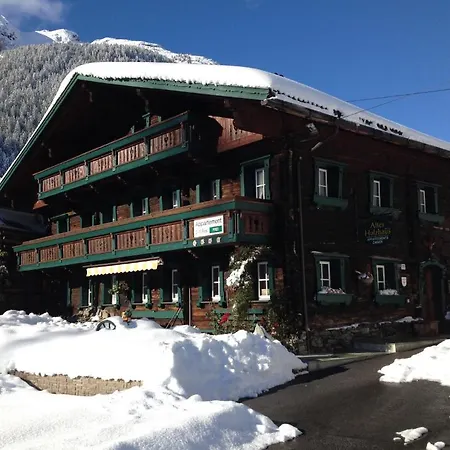 Altes Holzhaus *